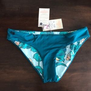 Maaji bikini bottoms sz. medium